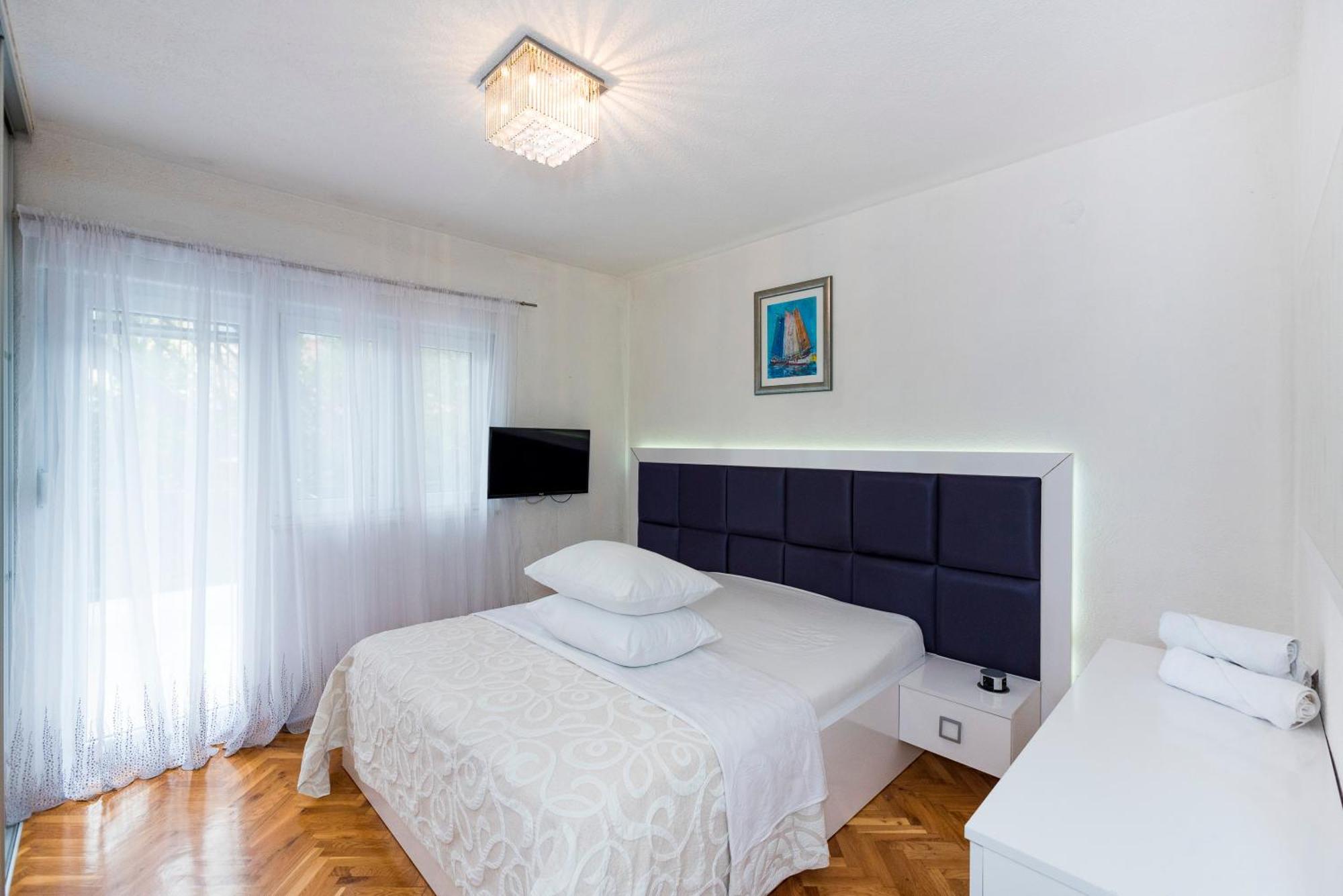 M&M Pelivan Apartment Kaštela Εξωτερικό φωτογραφία