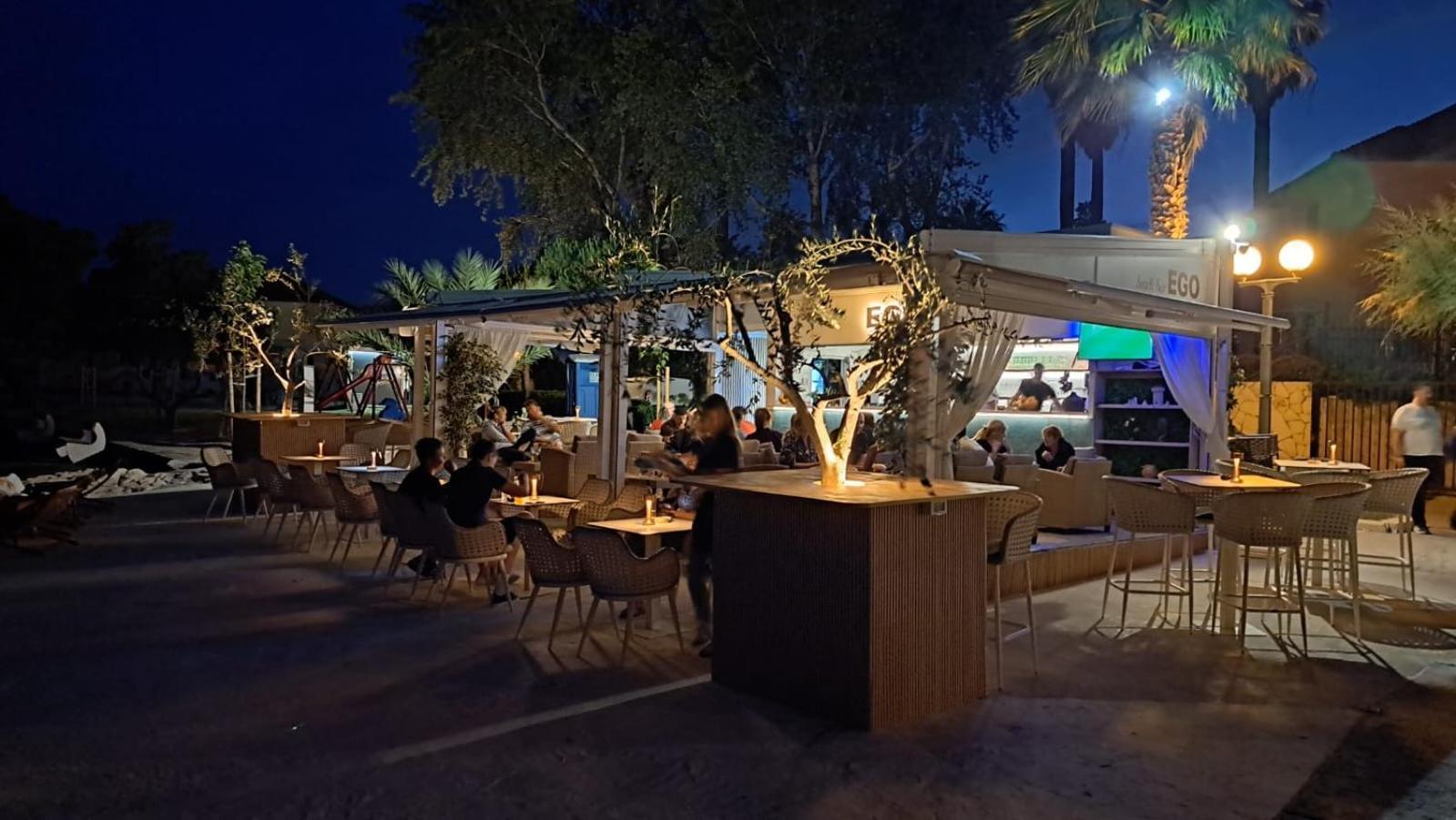 M&M Pelivan Apartment Kaštela Εξωτερικό φωτογραφία